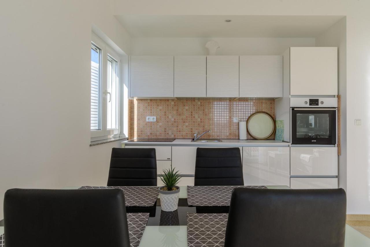 Apartmani Emil Trogir Eksteriør billede