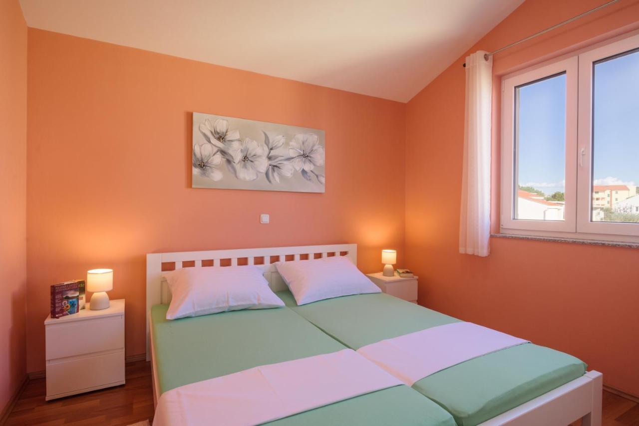 Apartmani Emil Trogir Eksteriør billede