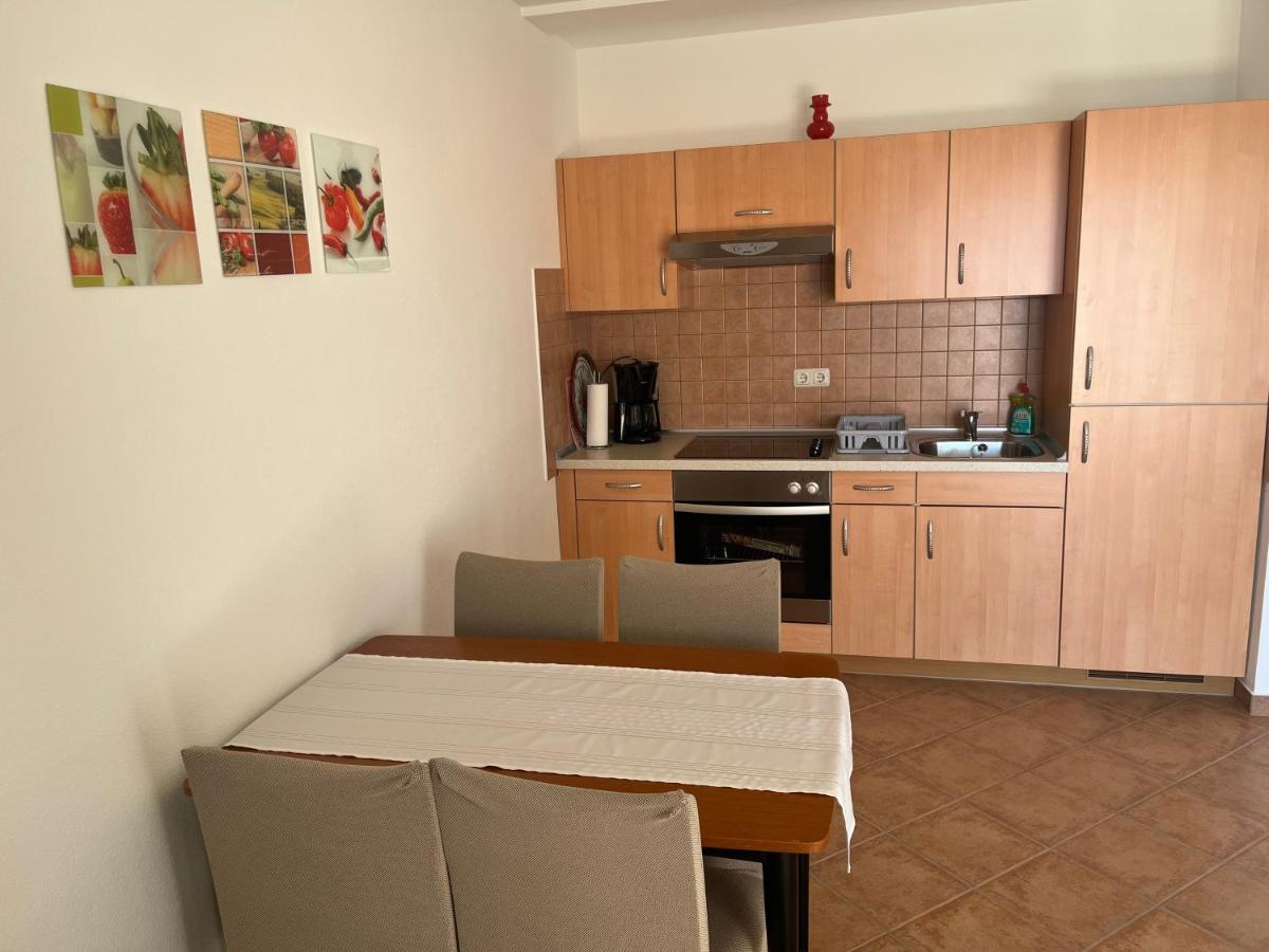 Apartmani Emil Trogir Eksteriør billede