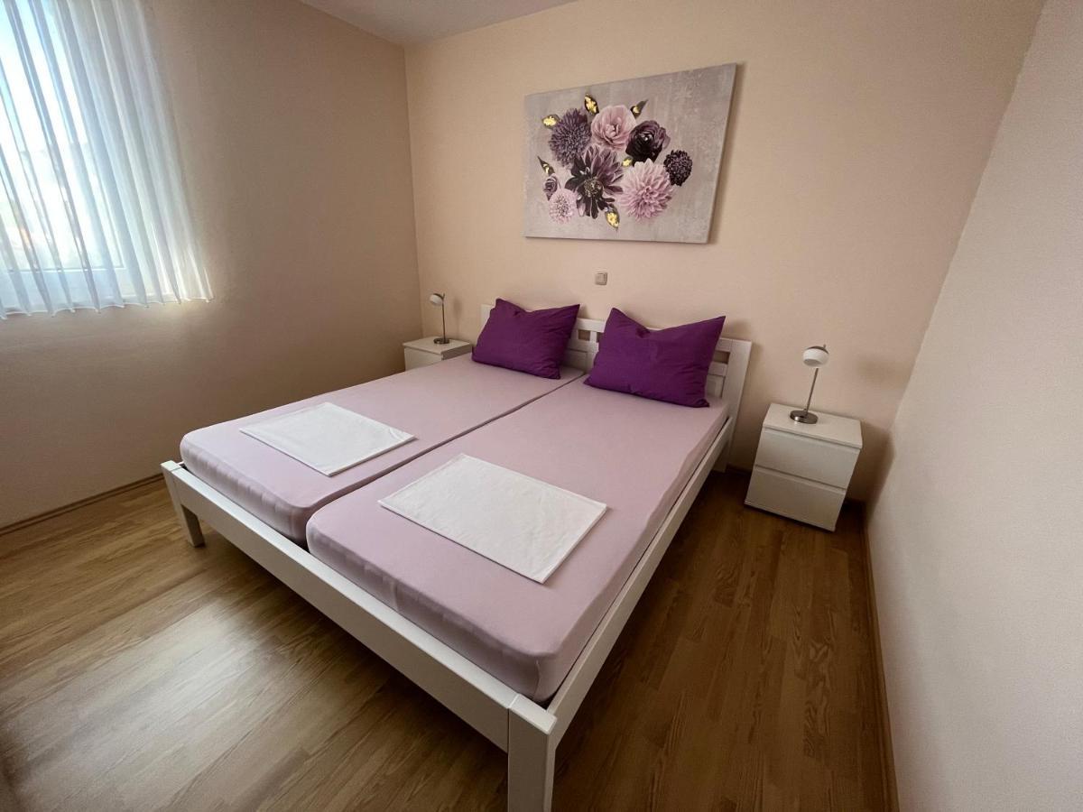 Apartmani Emil Trogir Eksteriør billede