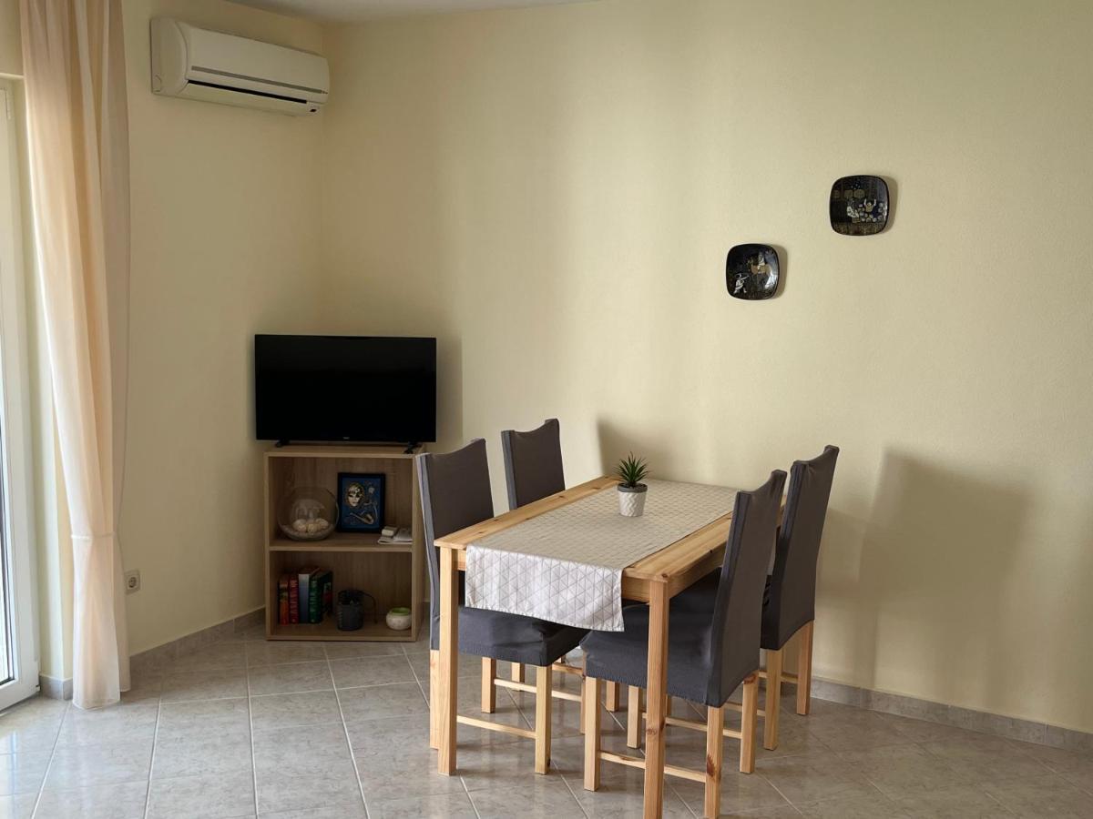 Apartmani Emil Trogir Eksteriør billede