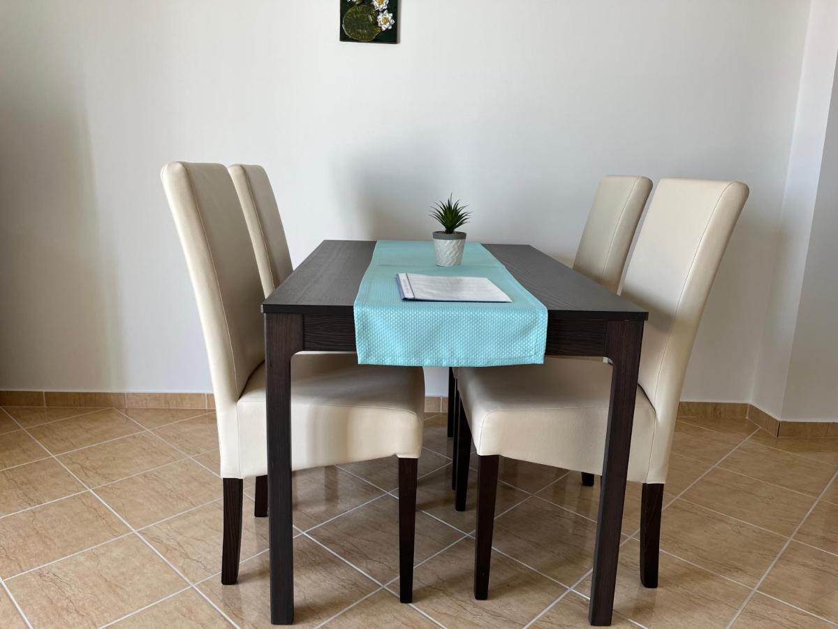 Apartmani Emil Trogir Eksteriør billede